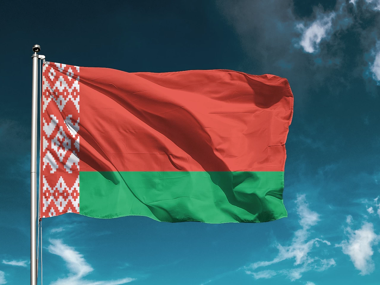 Флаг Республики Беларусь уличный